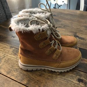 EUC Sorel Explorer Joan Boot. Size 6